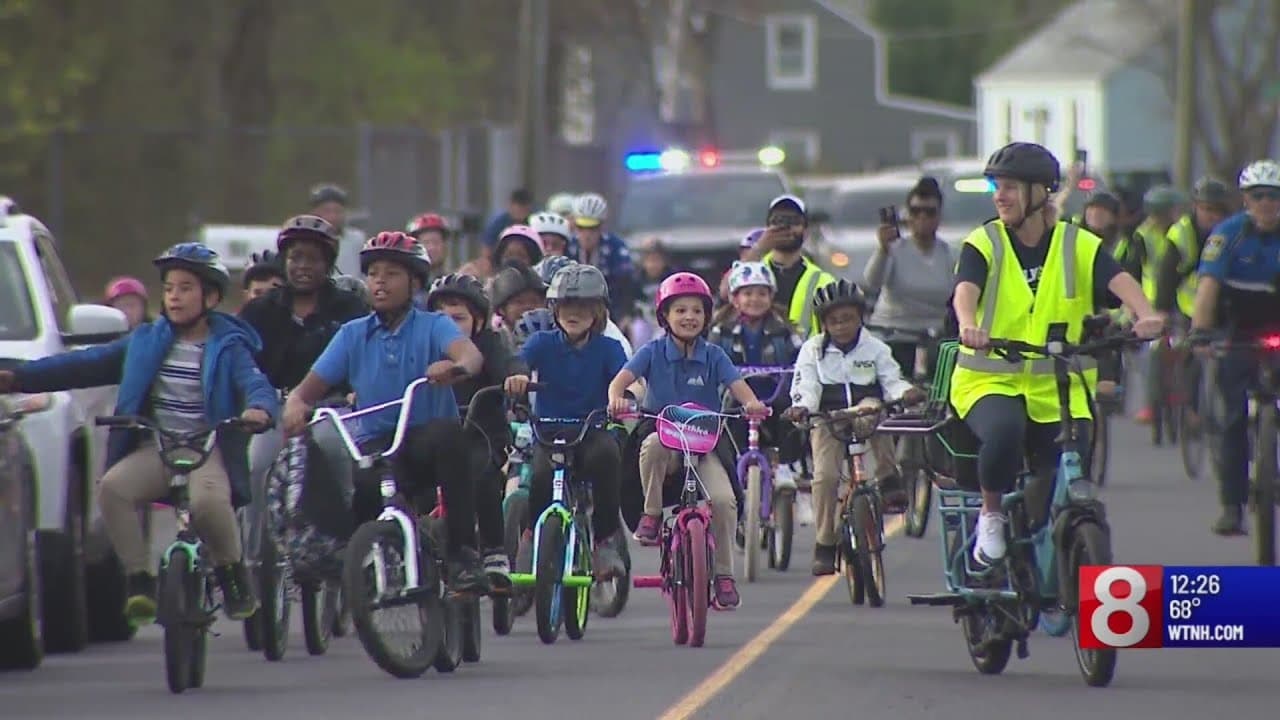 'Bike bus' gets East Hartford elementary school students to class in a fun way